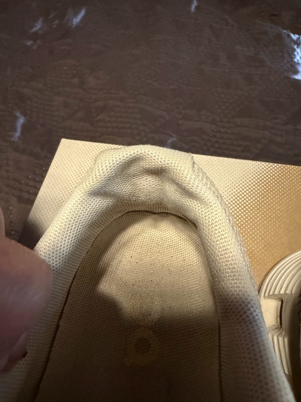 On Running Women’s Cloud 5 Sneakers in Light Beige/Cream - Picture 9 of 9
